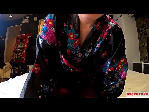 ❤️ Tânără fată de cosplay iubește sexul până la orgasm cu un squirt într-o călușară și o felație. Fată asiatică cu păsărica păroasă și sâni frumoși în costum tradițional japonez în video amator care arată masturbarea cu jucării de sex. Sakura 3 OSAKAPORN. ️❌  at us ❌